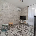 Skuribanda Trogir