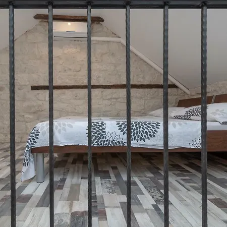 Apartament Skuribanda Trogir