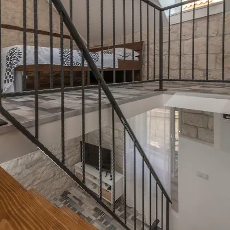 Skuribanda Apartment Trogir